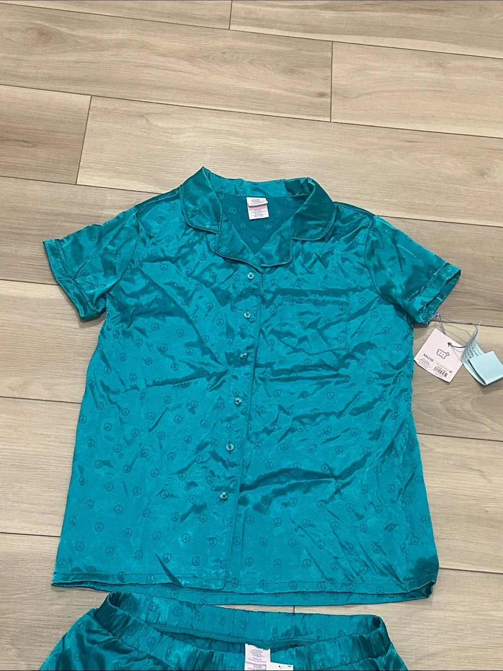 New More Than Magic Teal Short-Sleeve Satin Pajama Set Size XXL 18 Girls NWT